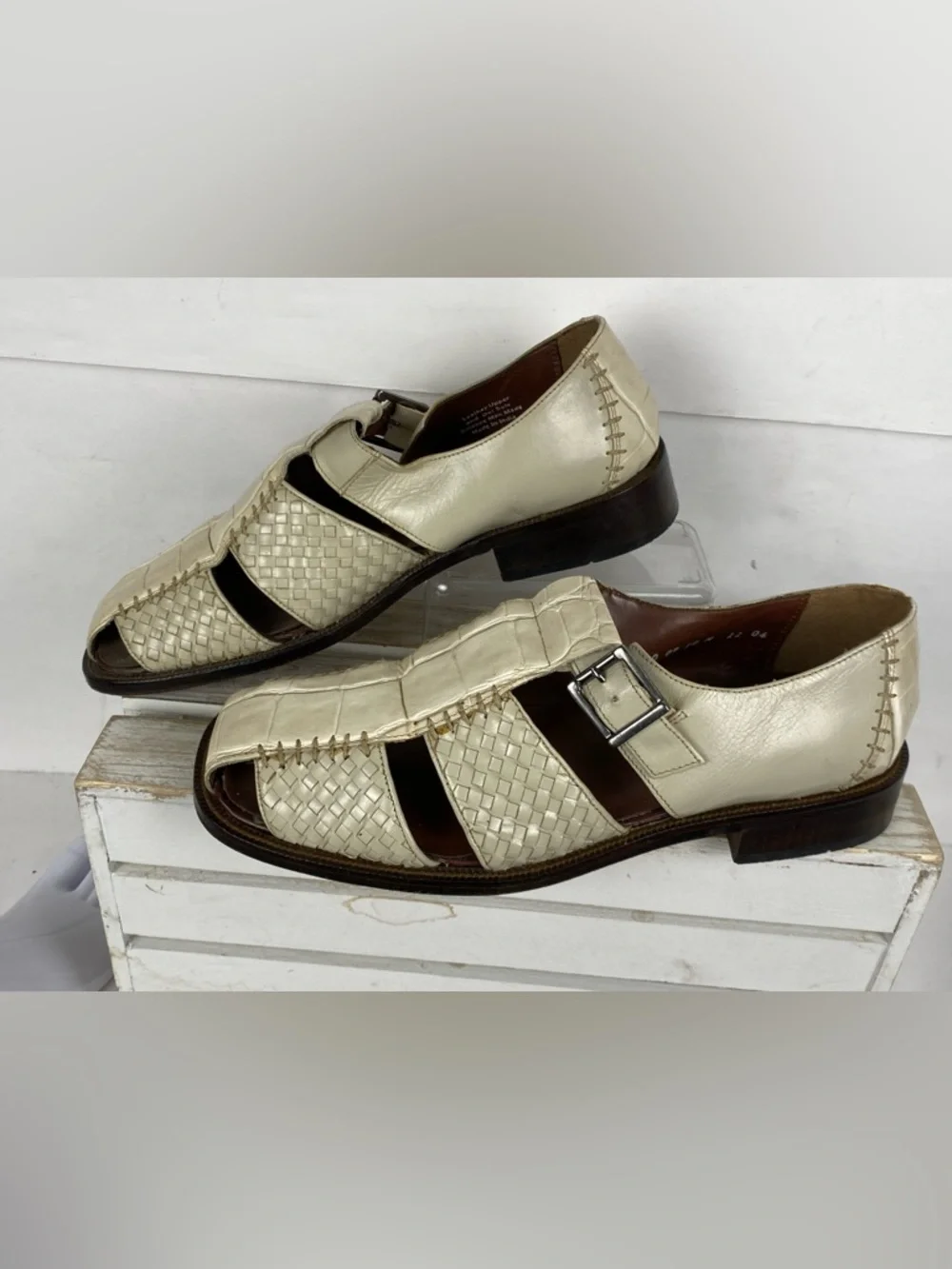 Stacy Adams men white woven fisherman sandals crocodile-print leather upper 10M